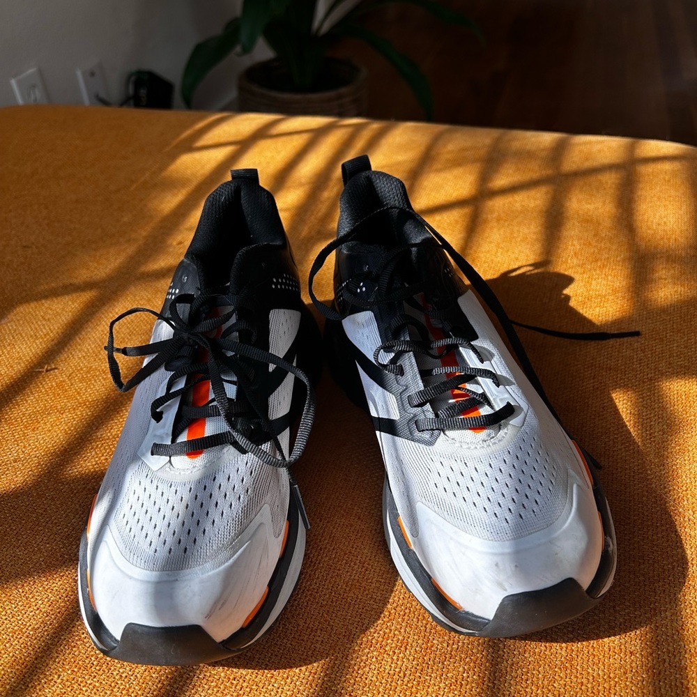 The North Face Vectiv Enduris trail running shoes